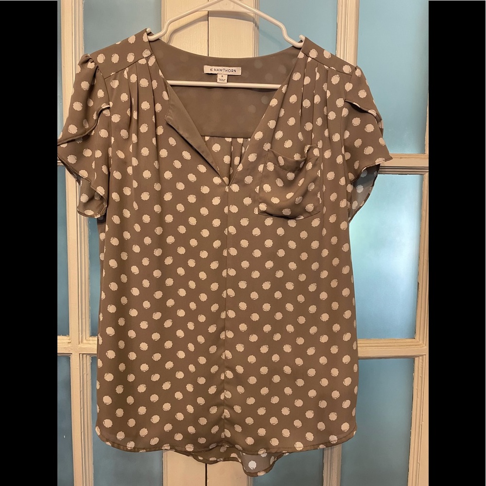 41 Hawthorn Carol tulip detailed blouse